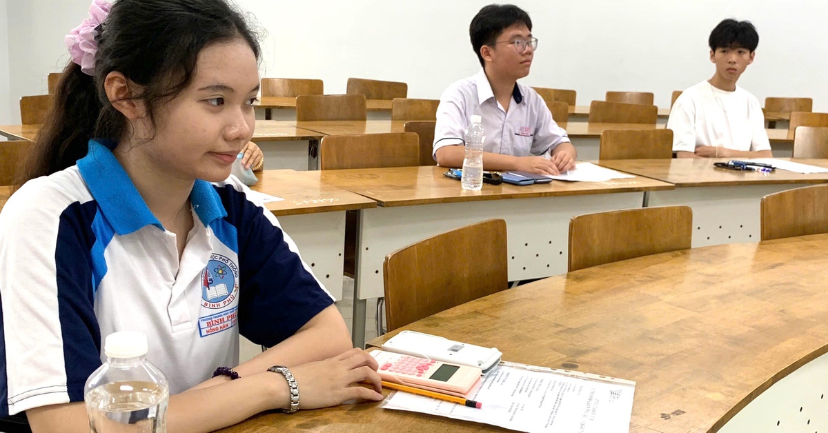 Phổ điểm đánh giá năng lực Đại học Quốc gia TP.HCM tăng, 6% thí sinh vượt 900 điểm