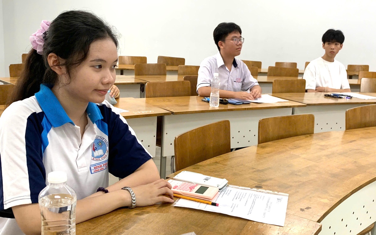 Phổ điểm đánh giá năng lực Đại học Quốc gia TP.HCM tăng, 6% thí sinh vượt 900 điểm