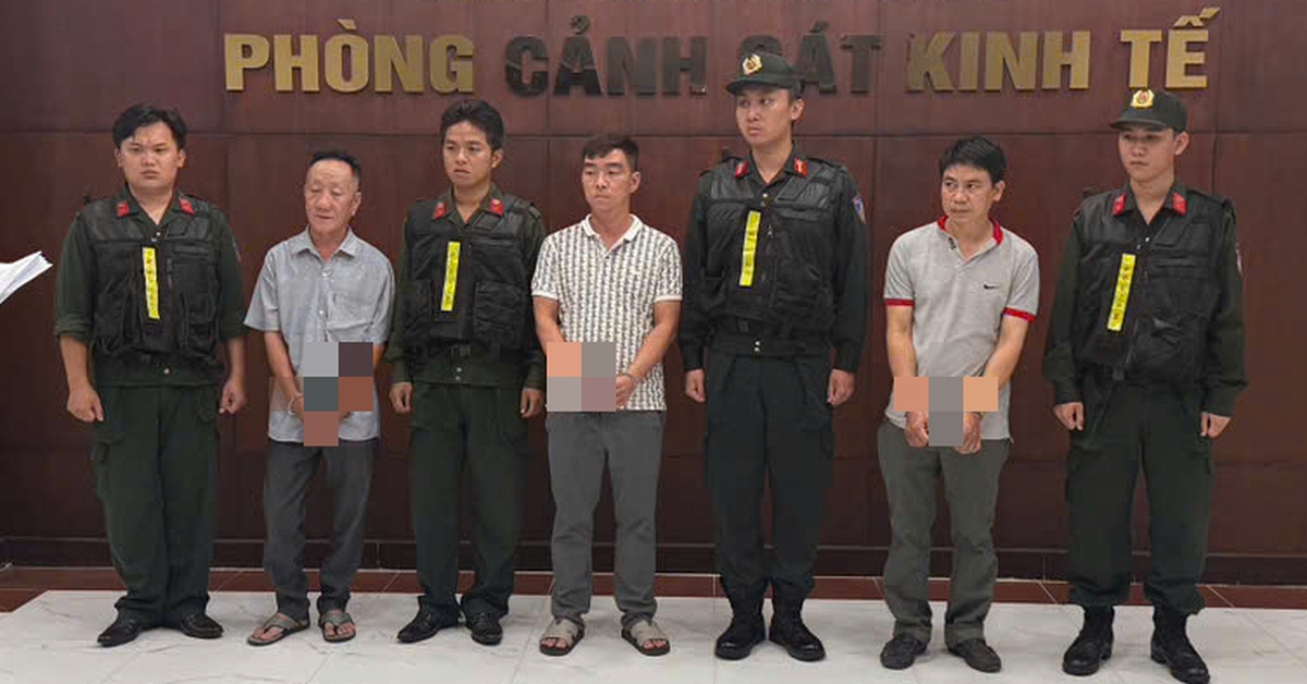 Công an TP.HCM bắt 3 người sản xuất thuốc giả, trộn paracetamol tiềm ẩn nguy cơ gây hại sức khỏe