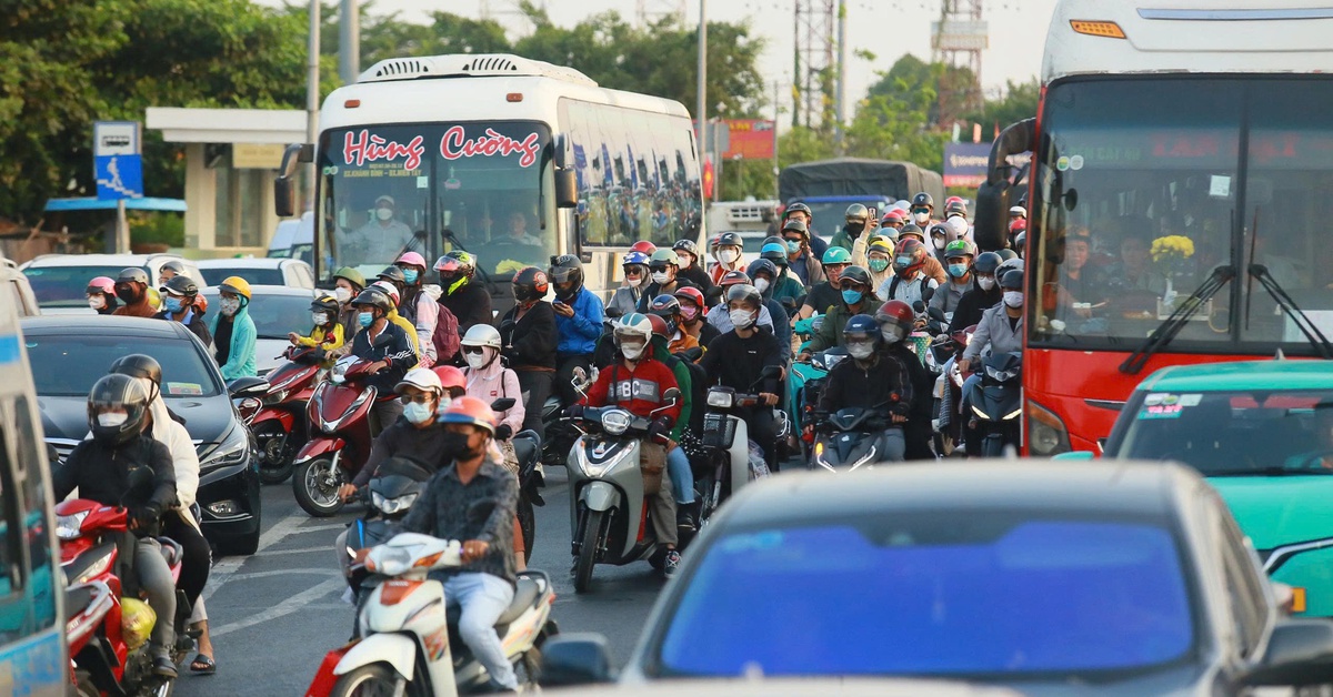 Công an TP.HCM: Hạn chế thấp nhất kẹt xe dịp lễ 30-4