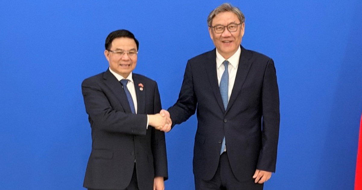 Bộ trưởng Thương mại Trung Quốc: Tạo thuận lợi để Việt Nam xuất khẩu qua thương mại điện tử