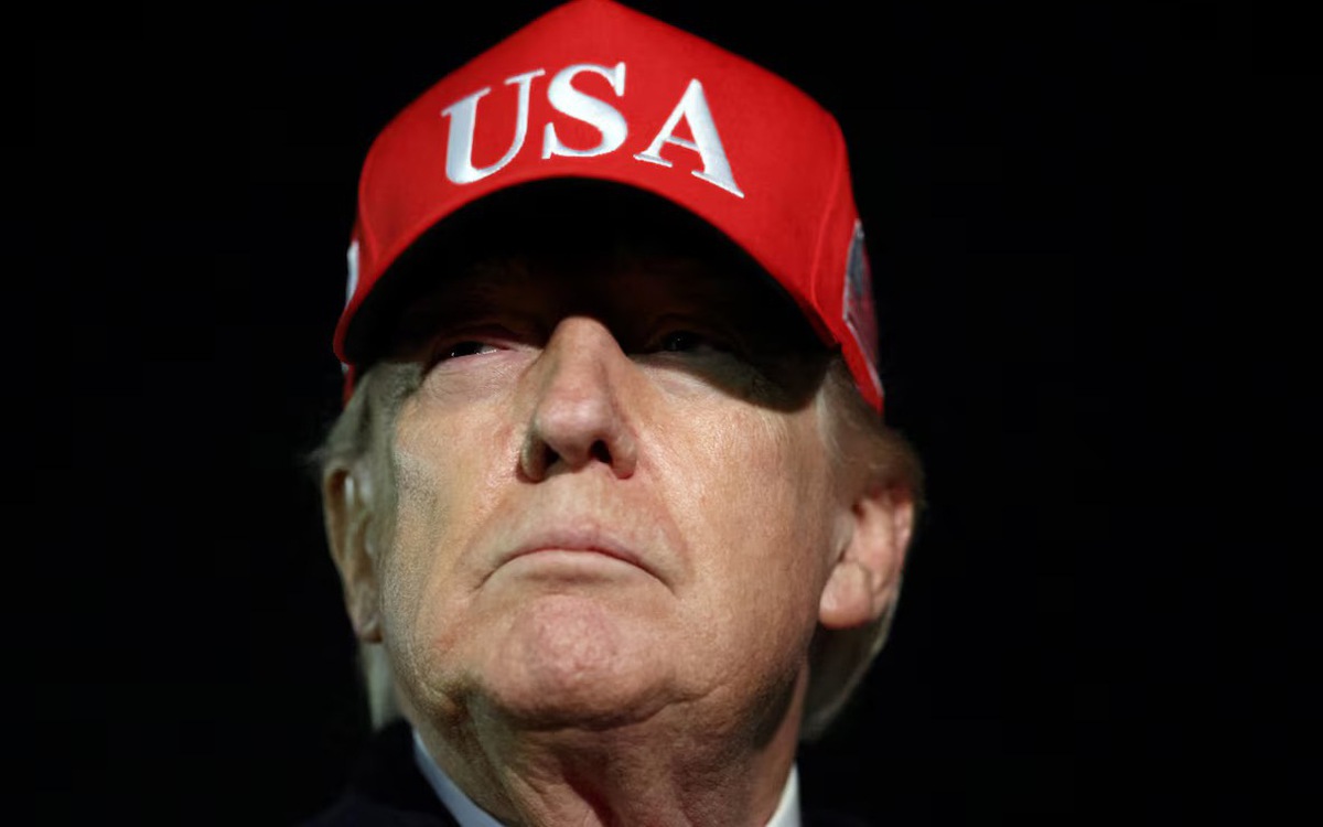 Ông Trump cảnh báo: 'Cần cẩn trọng' với các hệ thống AI tiên tiến