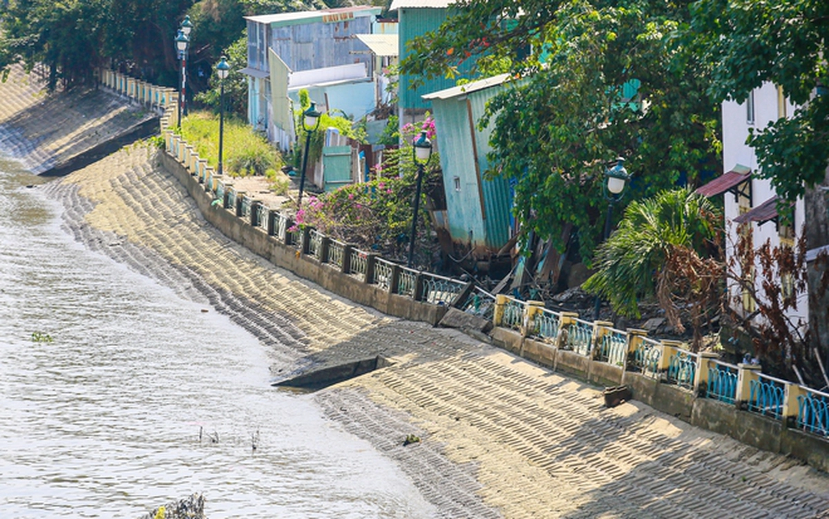 TP.HCM công bố 43 điểm sạt lở, có 8 điểm đặc biệt nguy hiểm