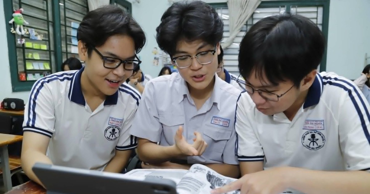 Nam sinh hai lần đoạt giải nhất quốc gia: Giỏi Anh, chinh phục luôn tiếng Pháp C2