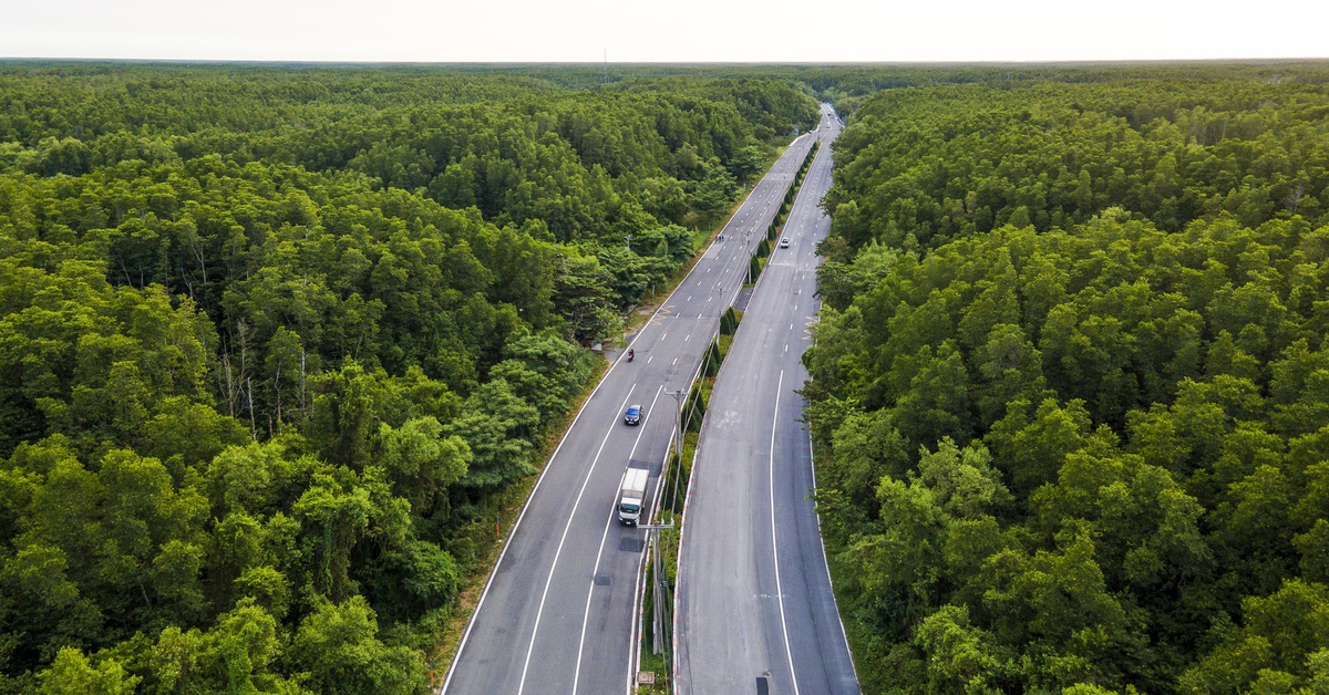 TP.HCM chấp thuận lập đề xuất nâng cấp đường Rừng Sác lên 10 làn xe