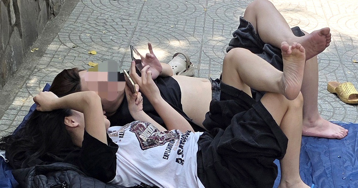 Khi hội nhóm mạng xã hội dẫn lối lệch lạc - Kỳ cuối: Cha mẹ nên là bạn cùng con lên mạng lành mạnh