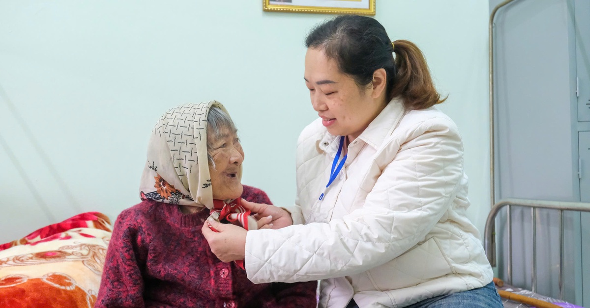 Đề xuất tăng trợ cấp hưu trí xã hội: Hàng triệu người hưởng lợi thế nào?