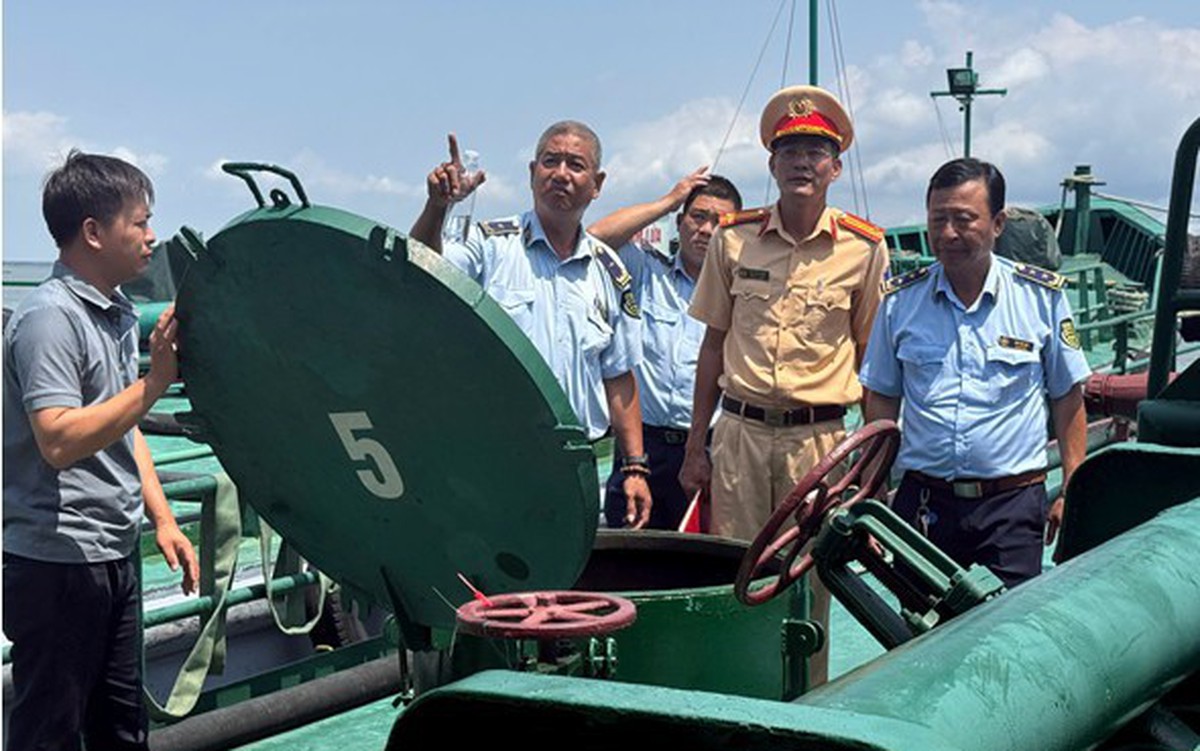Kiểm tra cảng ở Vũng Tàu, liên tiếp phát hiện tàu chở lượng lớn dầu không nguồn gốc