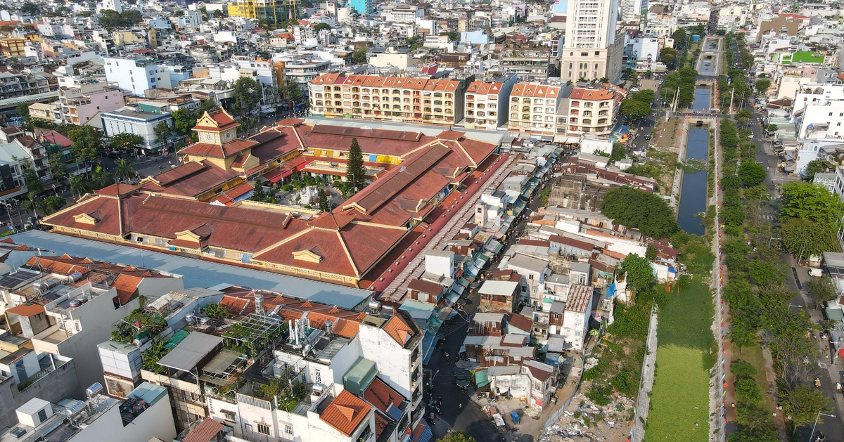 Vì sao dự án cải tạo kênh Hàng Bàng chưa thể về đích?