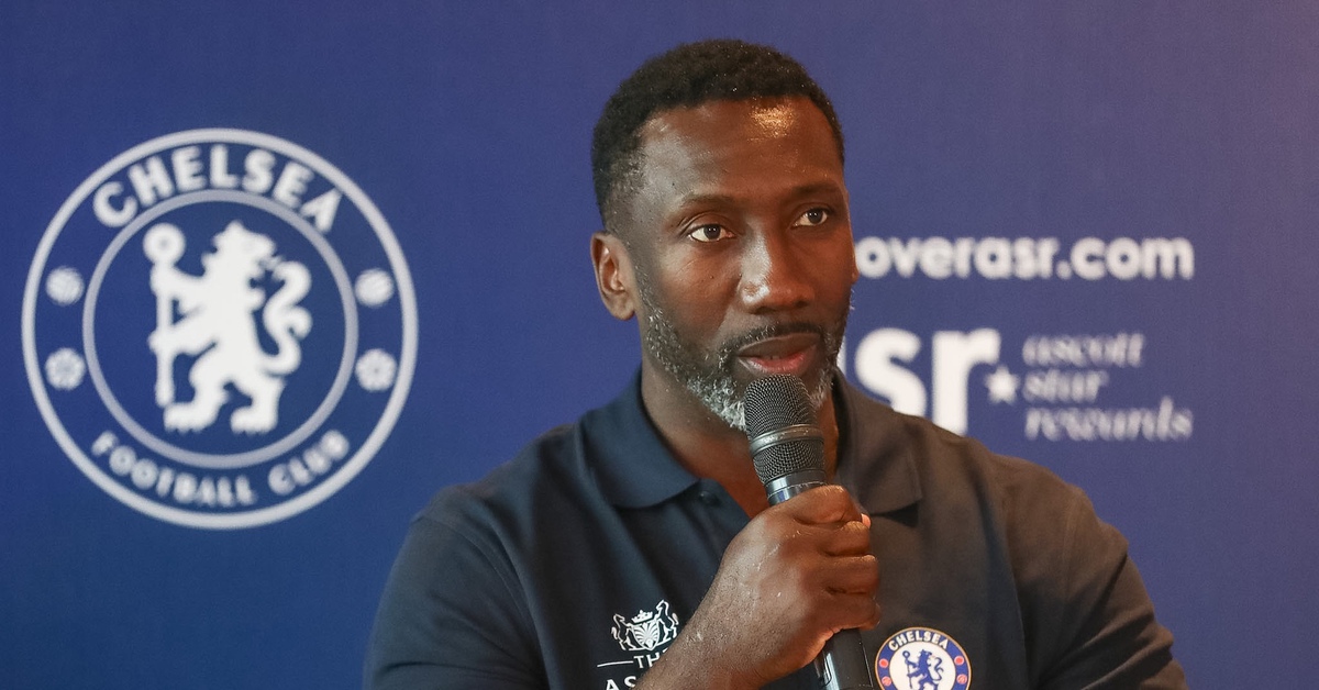 Huyền thoại Chelsea đến Việt Nam, đưa lời khuyên cho các tiền đạo