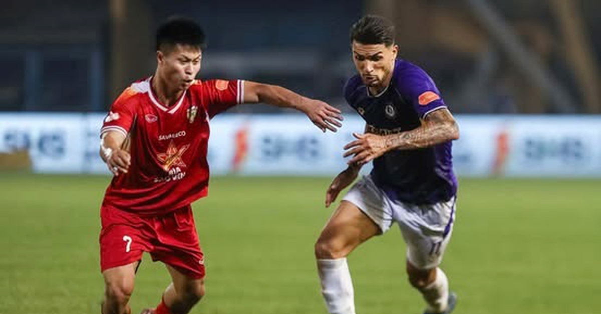 Đấu sớm vòng 19 V-League: Khó ngăn cản Câu lạc bộ Hà Nội