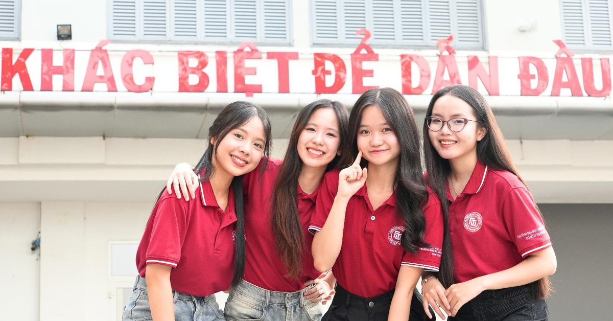 Học toàn phần tại Ngoại thương, nhận bằng cử nhân đào tạo quốc tế