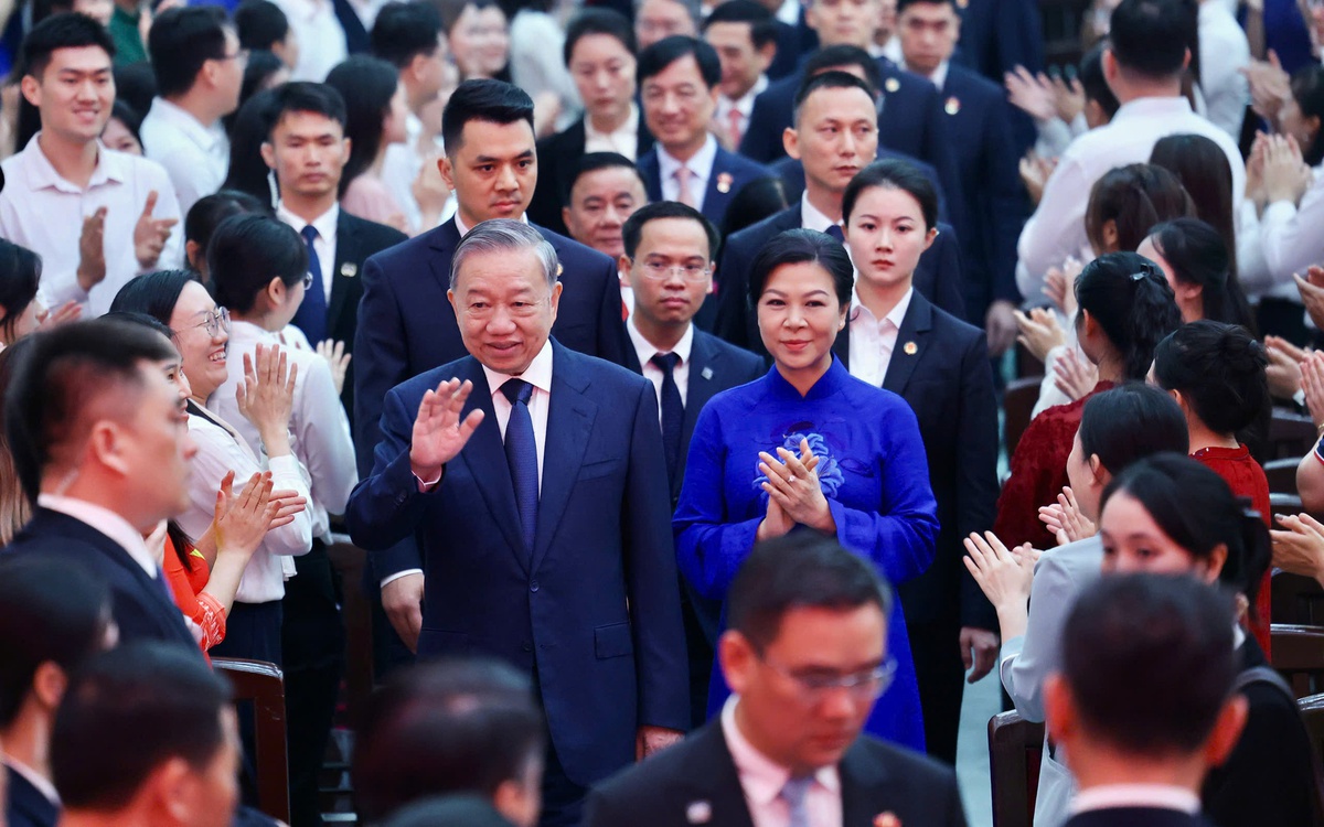 Tổng Bí thư, Chủ tịch nước Tô Lâm thăm nơi từng đào tạo hàng ngàn cán bộ Việt Nam ở Trung Quốc