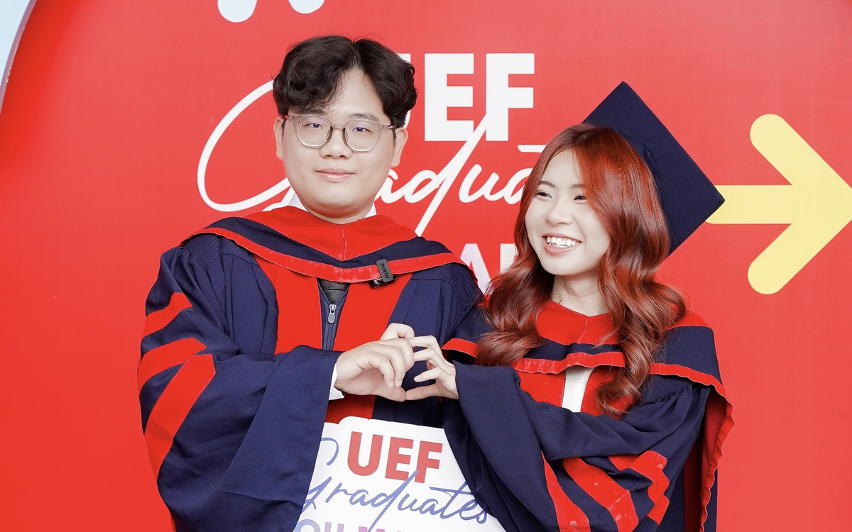 Vợ chồng cùng tốt nghiệp thạc sĩ loại xuất sắc