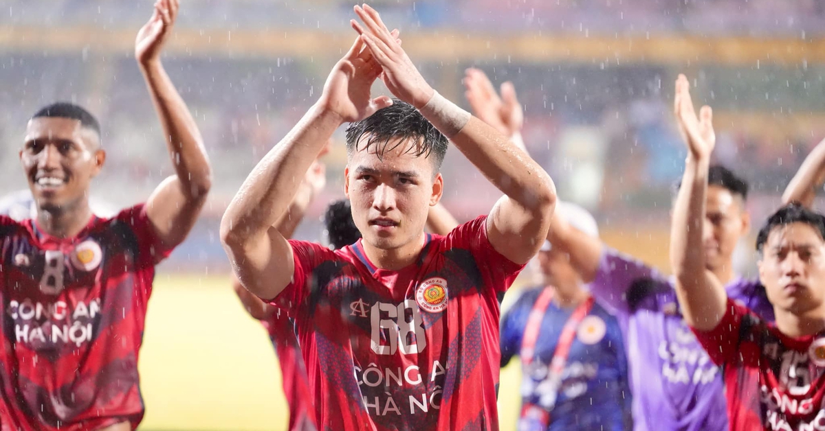 CLB Công An Hà Nội gia hạn hợp đồng với Bùi Hoàng Việt Anh