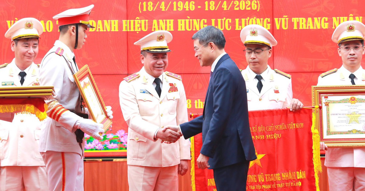 Giám đốc Công an Hà Nội được phong tặng danh hiệu Anh hùng Lực lượng vũ trang nhân dân
