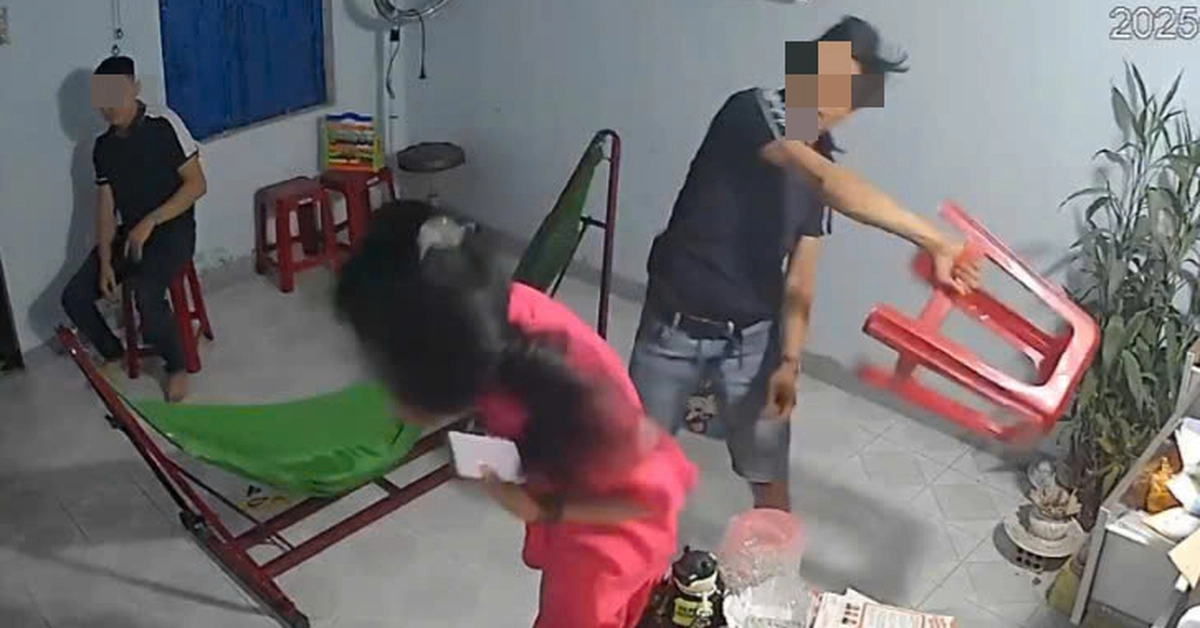 Gần 40 năm, tôi vẫn ám ảnh chuyện bạo hành dai dẳng ở nhà hàng xóm