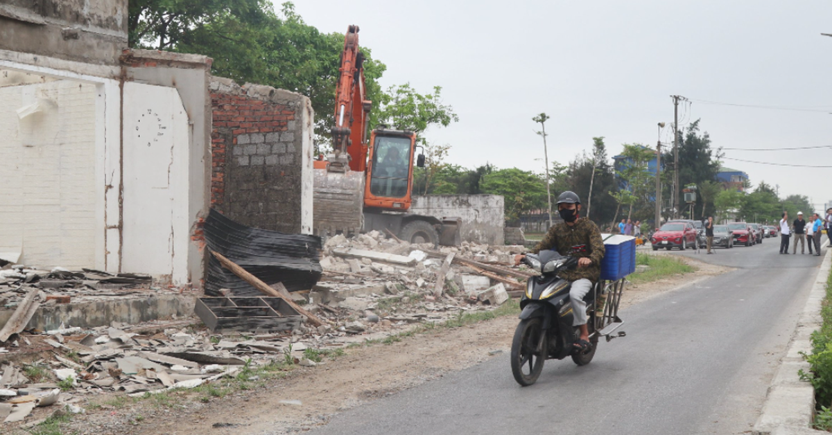 Cửa Lò gỡ 'nút thắt cổ chai' ở dự án đường 310 tỉ đồng