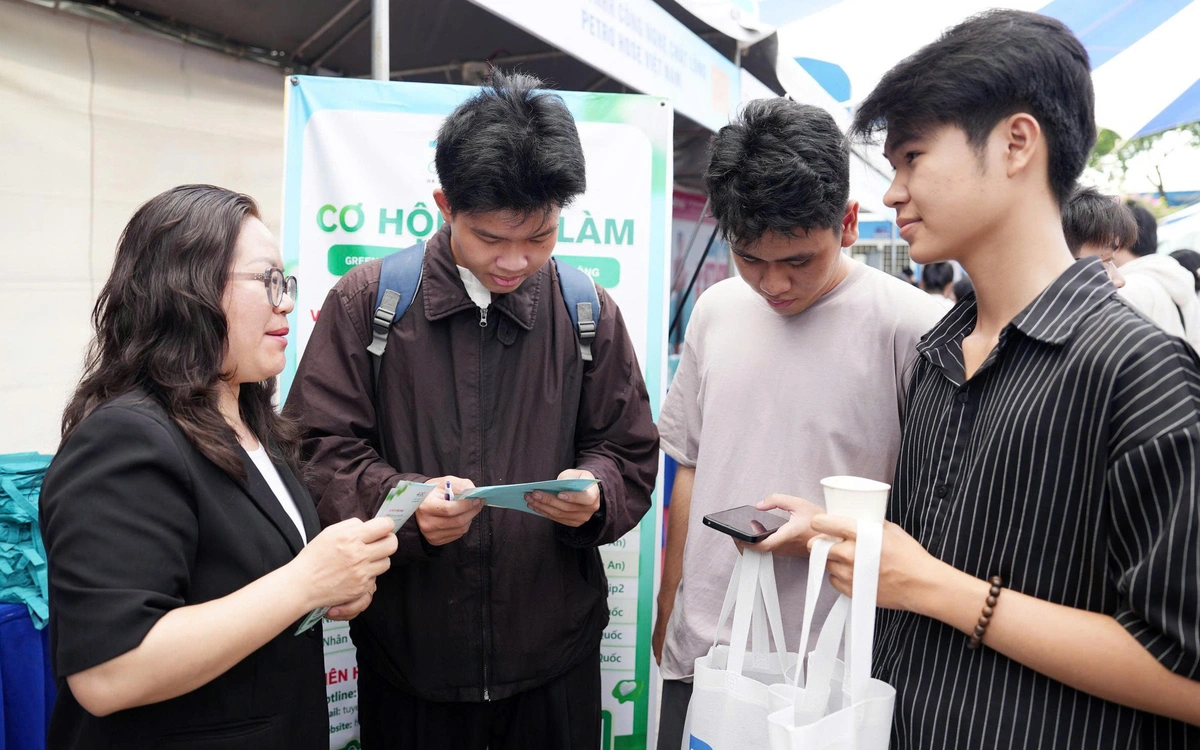 Hơn 1.600 cơ hội việc làm cho sinh viên sắp ra trường tại TP.HCM