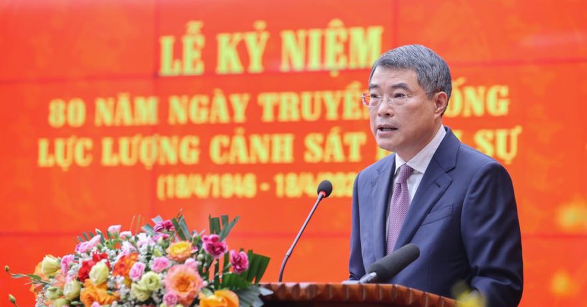 Thủ tướng: Cảnh sát hình sự không chỉ giỏi 'đánh án', mà còn giỏi vận động quần chúng