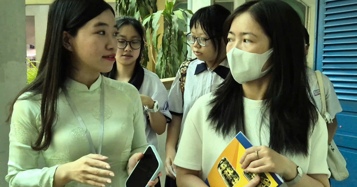 Ngày hội tuyển sinh lớp 10 ở ngôi trường THPT công lập ‘ít người biết’ giữa trung tâm TP.HCM