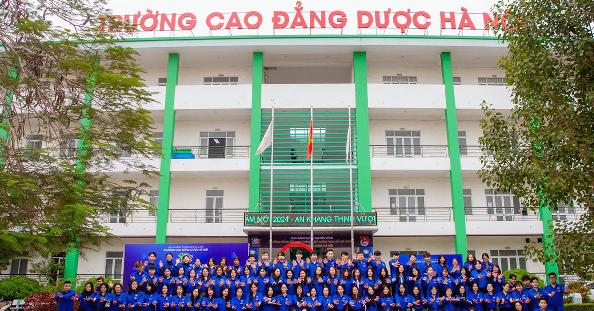 Giảng viên gây tranh cãi vì từ ‘dồ dại’ trong tin nhắn với sinh viên