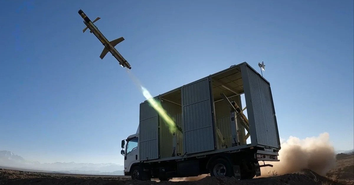 Tên lửa Iran 90.000 USD 'khắc chế' drone triệu đô của Mỹ