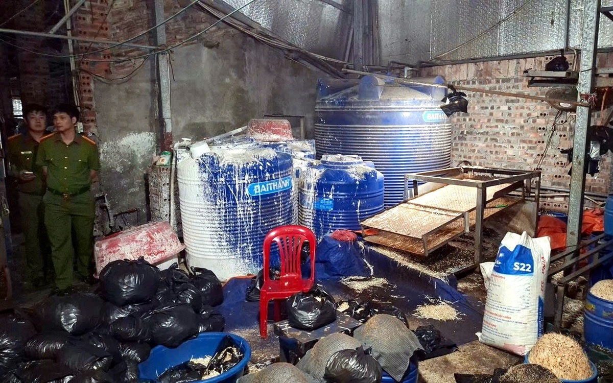 Đề xuất tăng án tù tội vu khống, quảng cáo gian dối