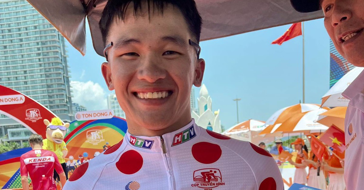 Phạm Lê Xuân Lộc chiếm áo đỏ Cúp truyền hình TP.HCM từ ngoại binh Ý