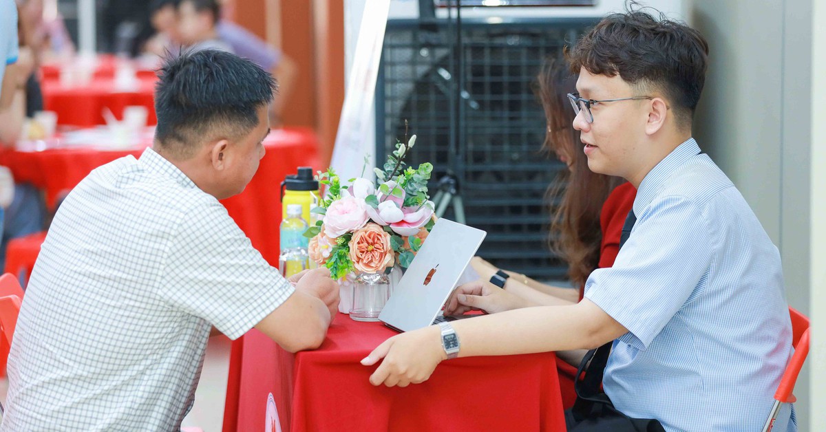 Thầy cô đại học tư vấn phụ huynh cấp 2 cách đồng hành cùng con ở bậc THPT