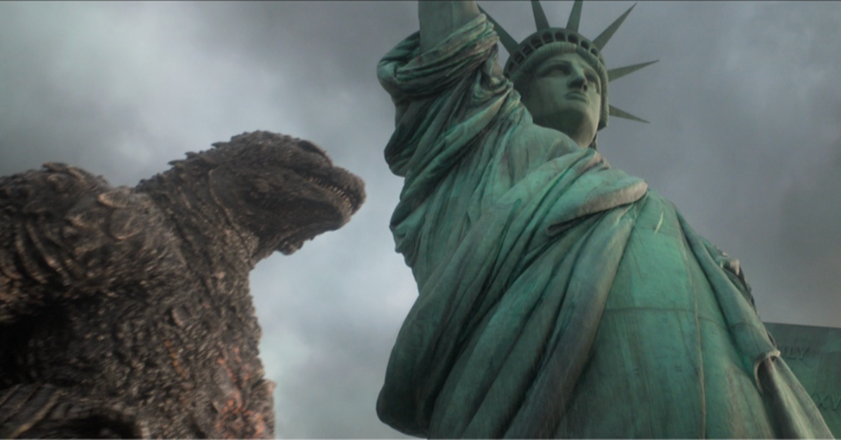 Cảnh nào trong Godzilla Minus Zero lấy cảm hứng từ phim Cloverfield?