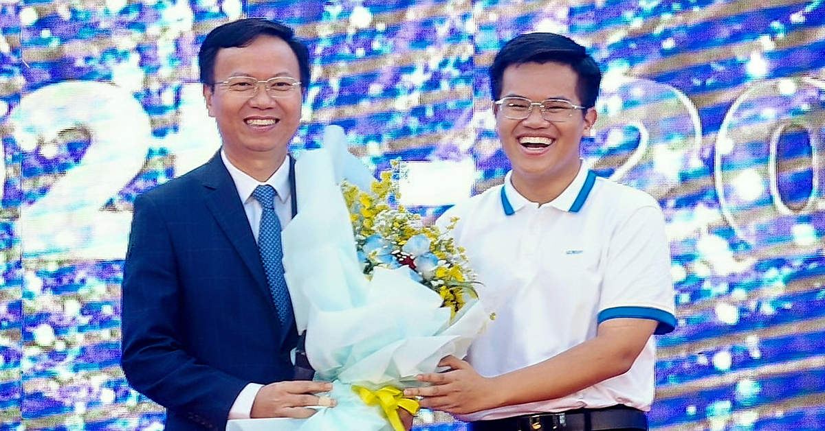 Các thủ khoa thi đánh giá năng lực tiết lộ 'chiến lược vàng'