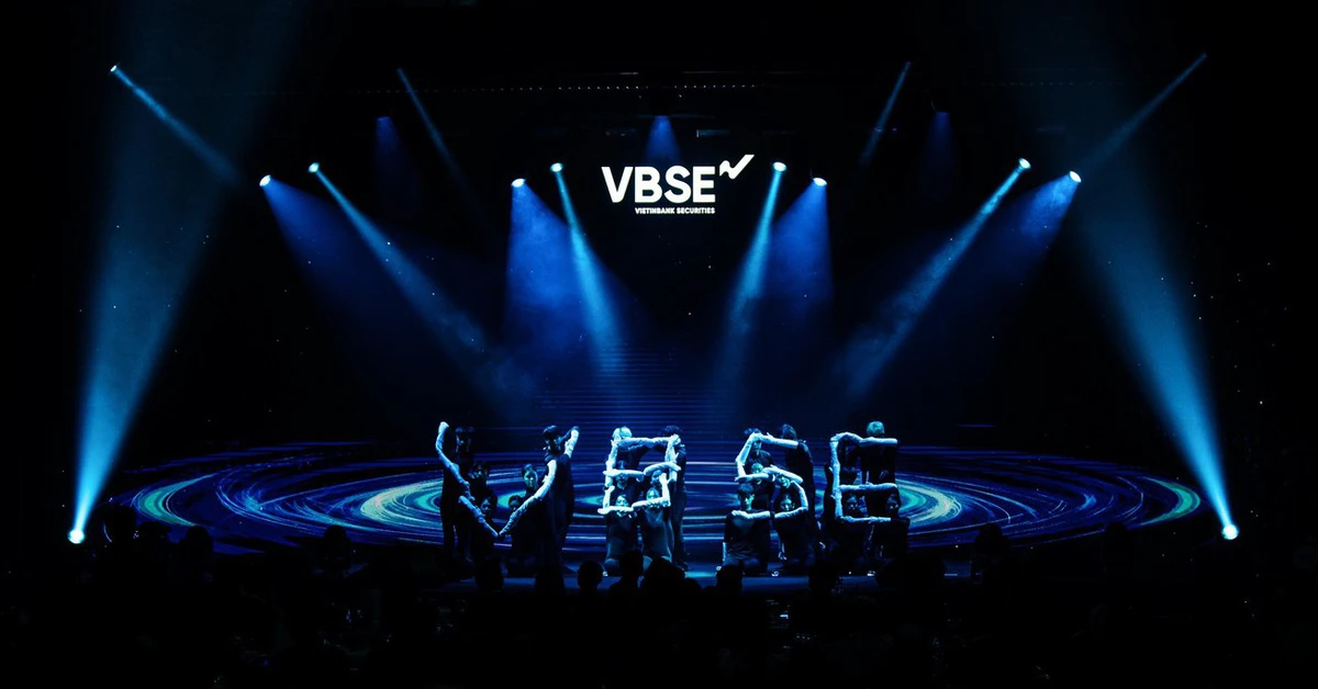 Vào Top 10 mã giảm mạnh, Chứng khoán CTS chọn bước đi an toàn hay thiếu tham vọng?