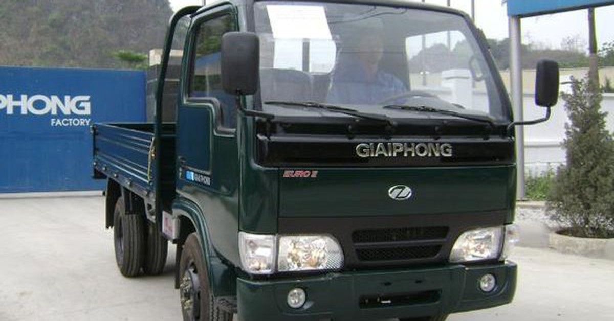 Một công ty sản xuất ô tô thiếu vốn kinh doanh, phải vay cá nhân lãi suất tới 18%/năm