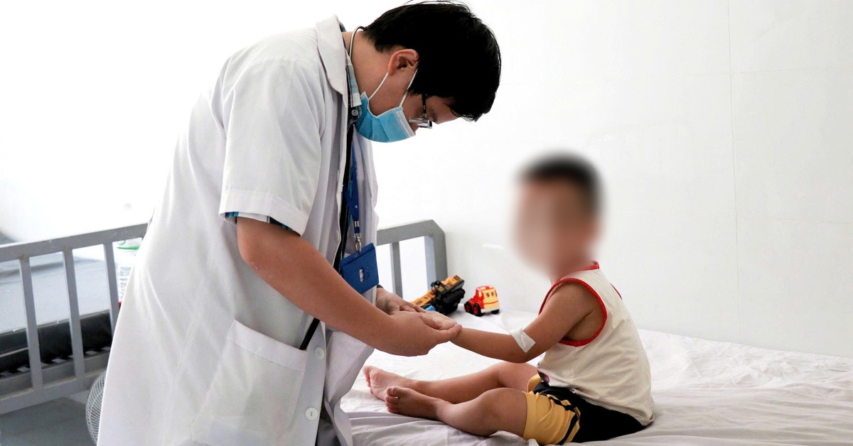 Số ca mắc tay chân miệng tại Khánh Hòa tăng gấp 4 lần, bước vào chu kỳ bùng phát