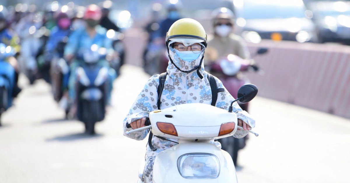 Thời tiết hôm nay 3-4: Bắc Bộ ngày nắng nóng, chiều mưa dông, Nam Bộ nắng gay gắt