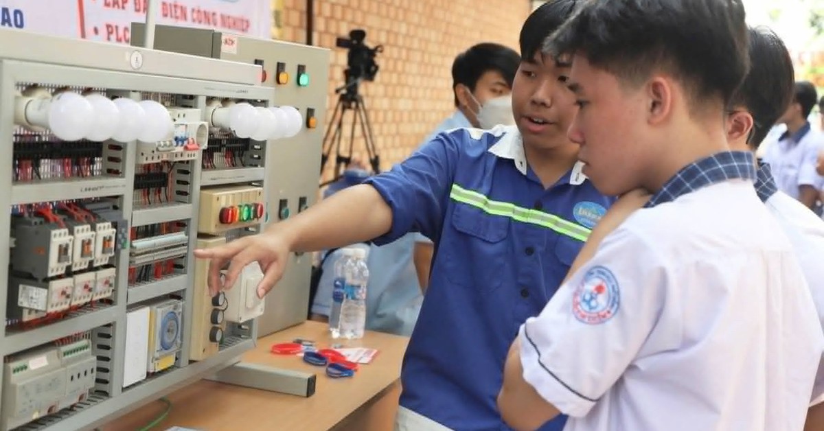 Rộng cửa với cao đẳng, trường nghề