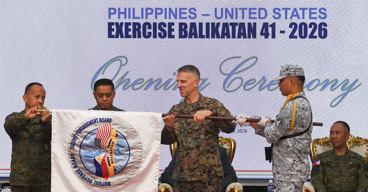 Mỹ - Philippines - Nhật tập trận lớn 'chưa từng có' sát Đài Loan, Trung Quốc nói 'đùa với lửa'