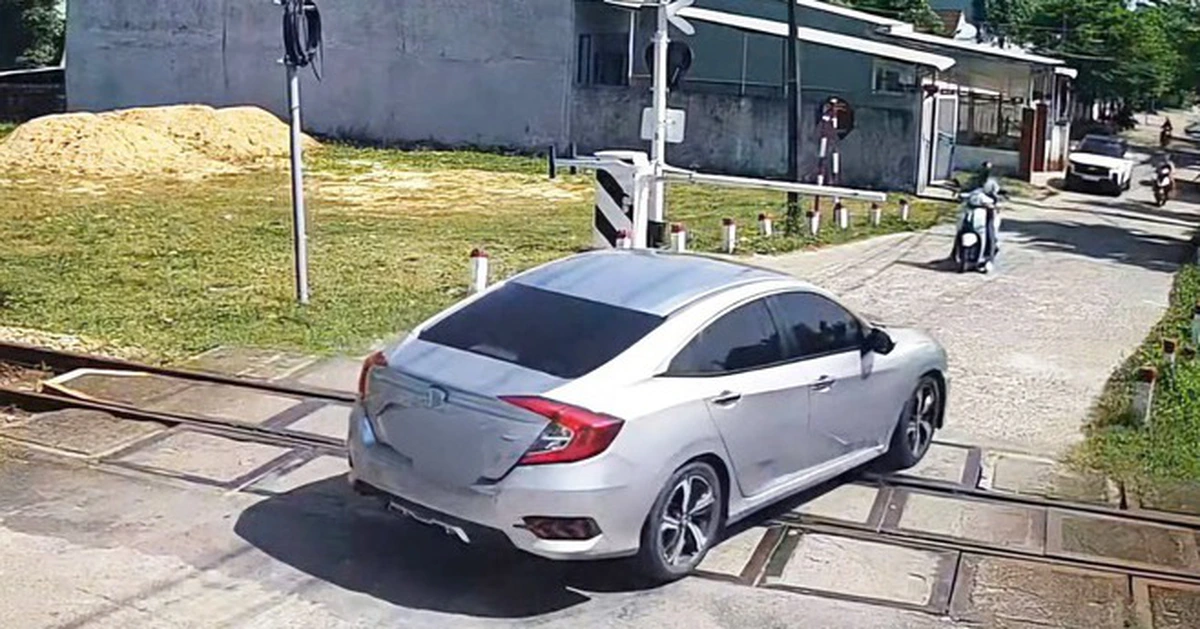 An toàn đường sắt không thể trông vào ý thức