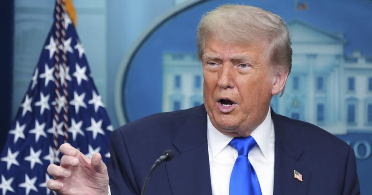 Tin tức thế giới 21-4: Ông Trump đòi ném bom Iran trở lại; Iran đảm bảo cho tàu Nga qua Hormuz