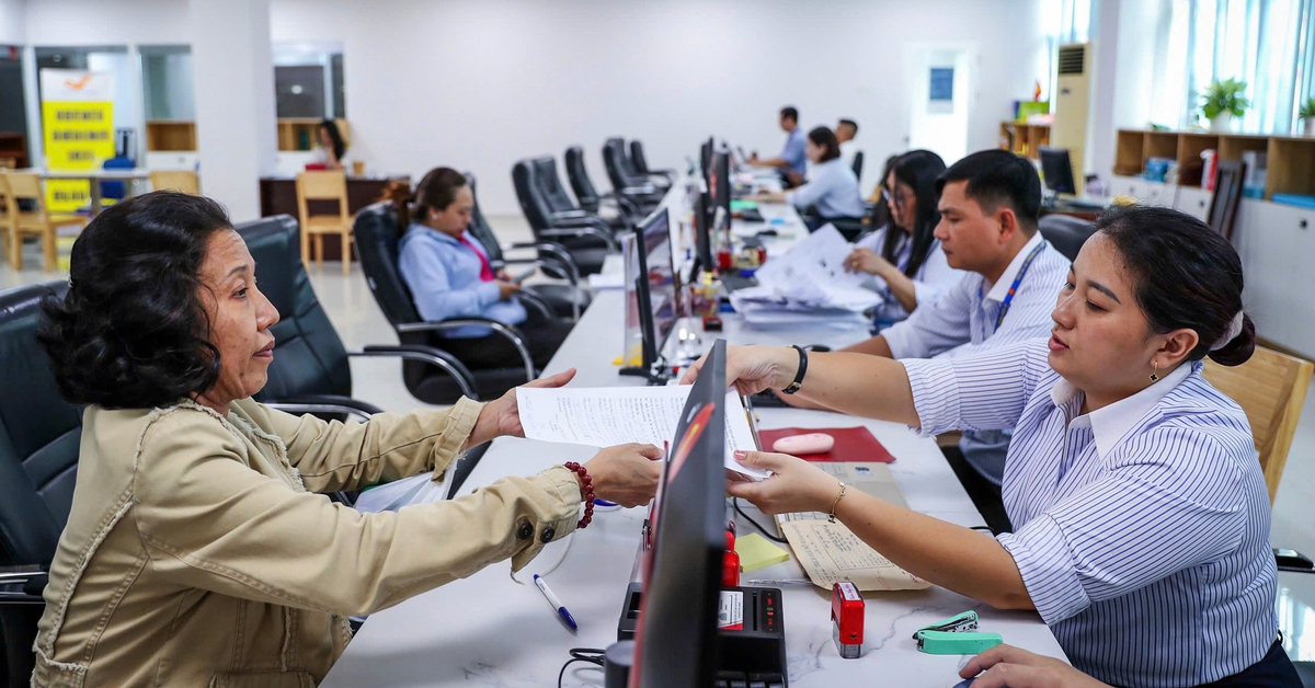 Thủ tướng yêu cầu bộ trưởng, chủ tịch tỉnh chỉ đạo tổng rà soát văn bản pháp luật