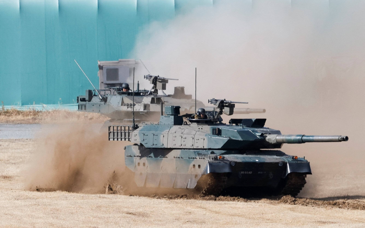 Xe tăng phát nổ khi đang diễn tập, 3 binh sĩ Nhật thiệt mạng