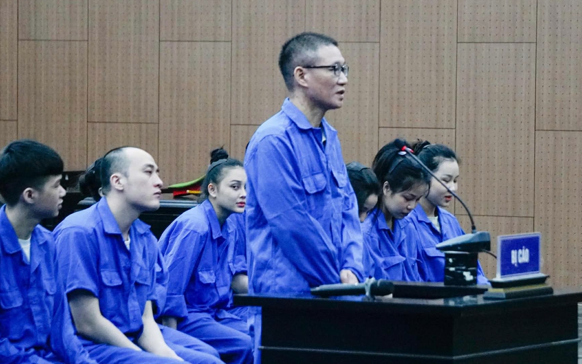 Cựu phó chủ tịch phường lãnh 7 năm tù vì tổ chức 'bay lắc' thâu đêm trong quán karaoke