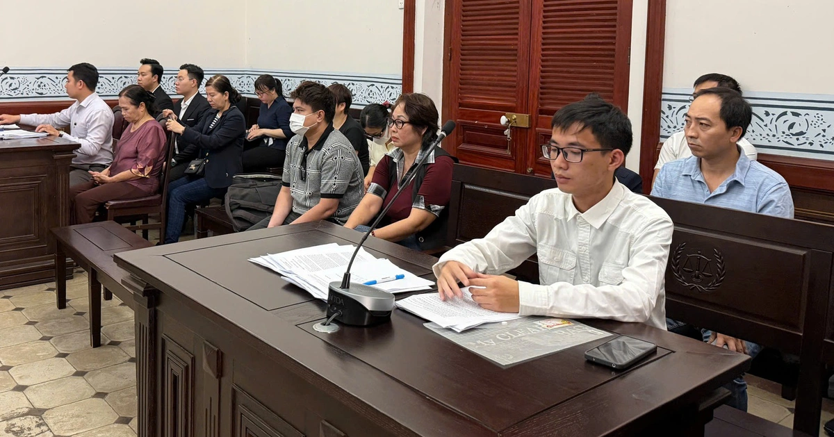 Hoãn xét xử phúc thẩm vụ tranh chấp di sản của cố diễn viên Đức Tiến