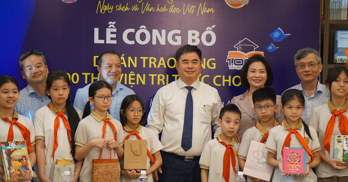 Huy động xã hội hóa tặng 1.000 thư viện cho các trường học cả nước