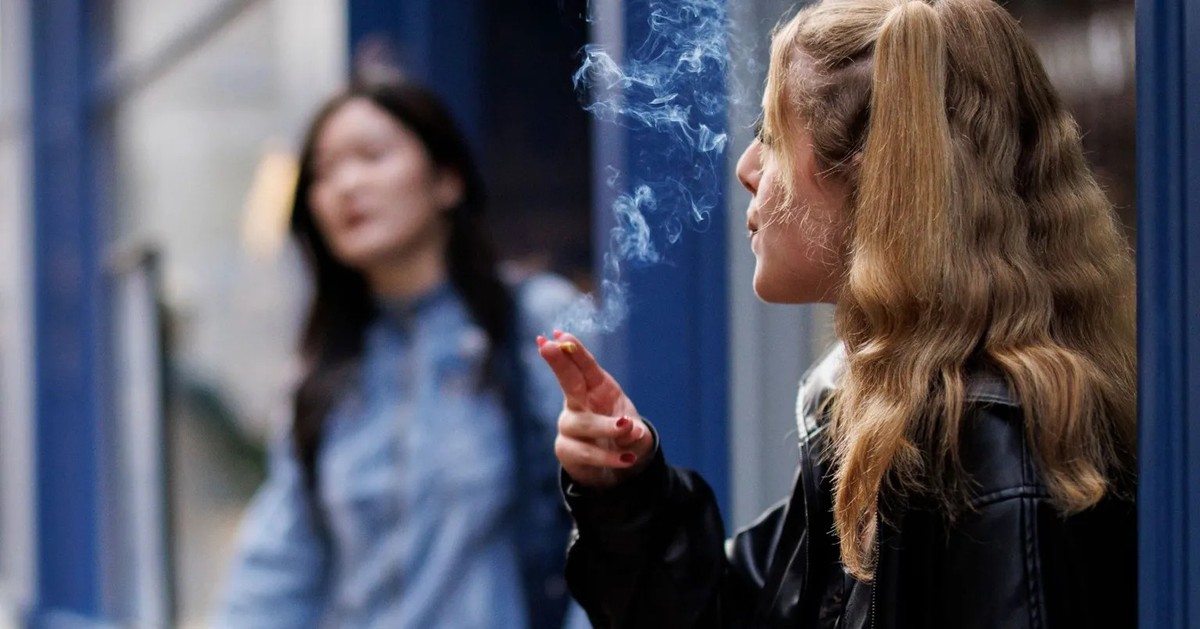 Quốc hội Anh thông qua dự luật cấm 'cả một thế hệ' mua thuốc lá suốt đời