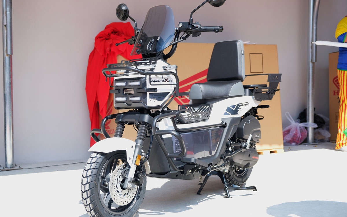 Xe máy Honda Square X125 về Việt Nam, giá đắt hơn SH, có tựa lưng, ABS 2 kênh