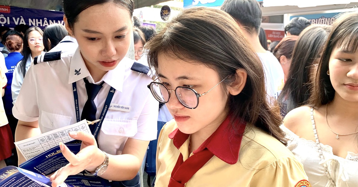 Nhiều ngành đại học chỉ tuyển được vài trăm sinh viên