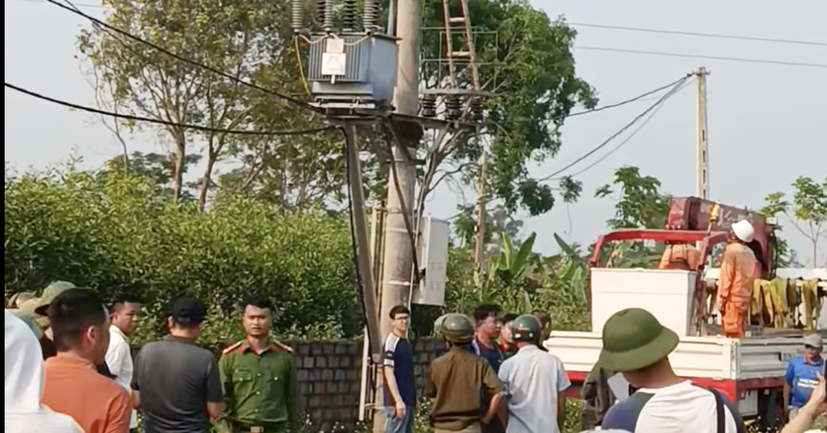 Phát hiện thi thể nam sinh lớp 8 trên cột điện