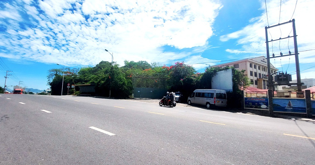 Nha Trang lập quy hoạch ven biển, vẽ đường 'cắt ngang' 2 tòa nhà Viện Hải dương học 104 tuổi